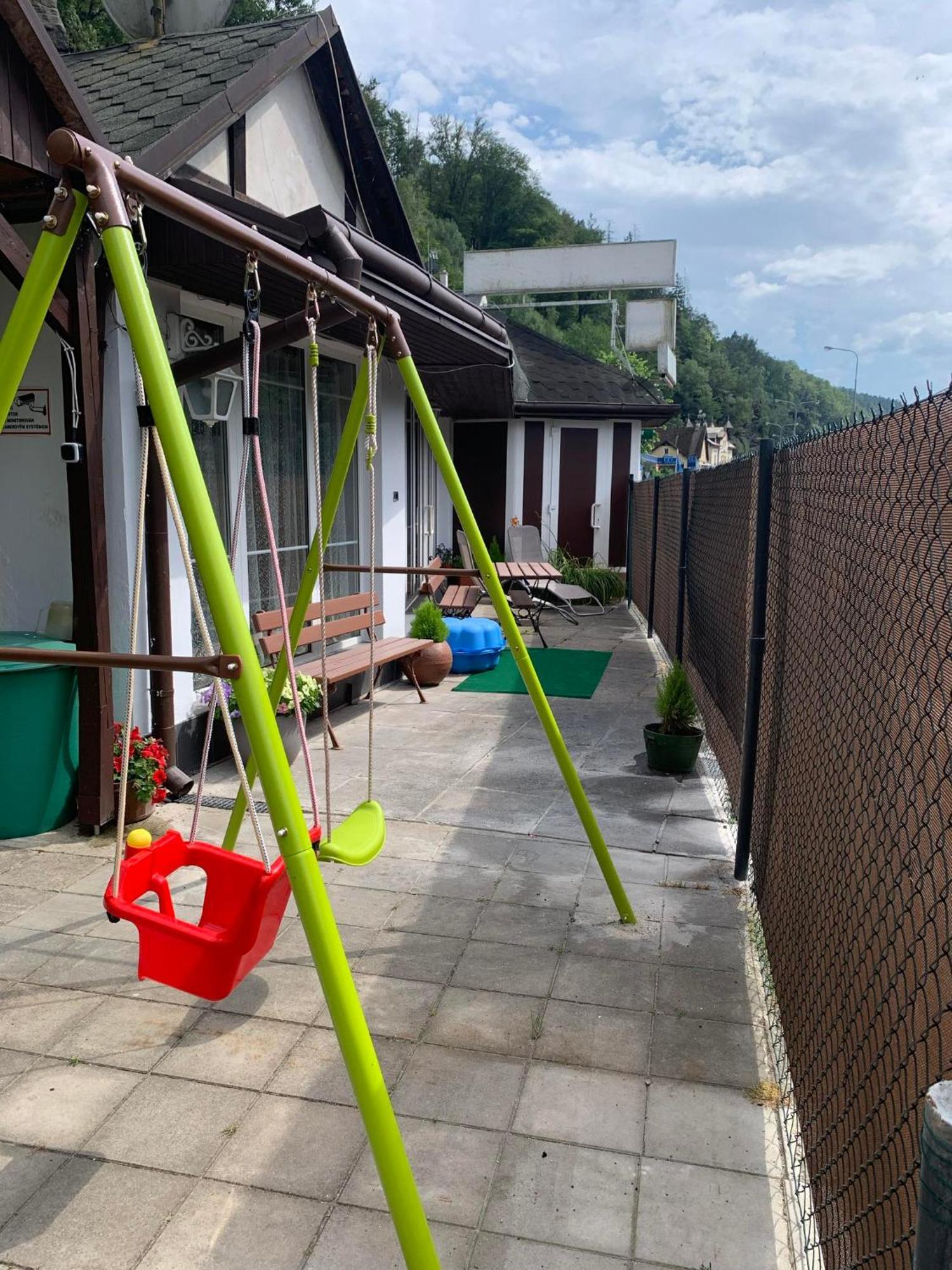 Apartman Hranice - Hřensko Buitenkant foto